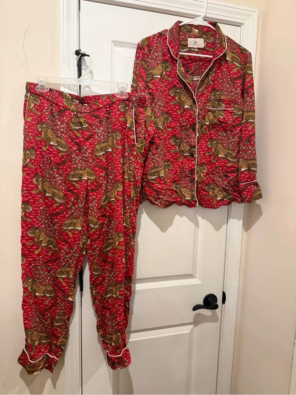 Printfresh Pajama Set Bagheera Cheetah Long Sleeve Button Pink Lightweight- Sz M